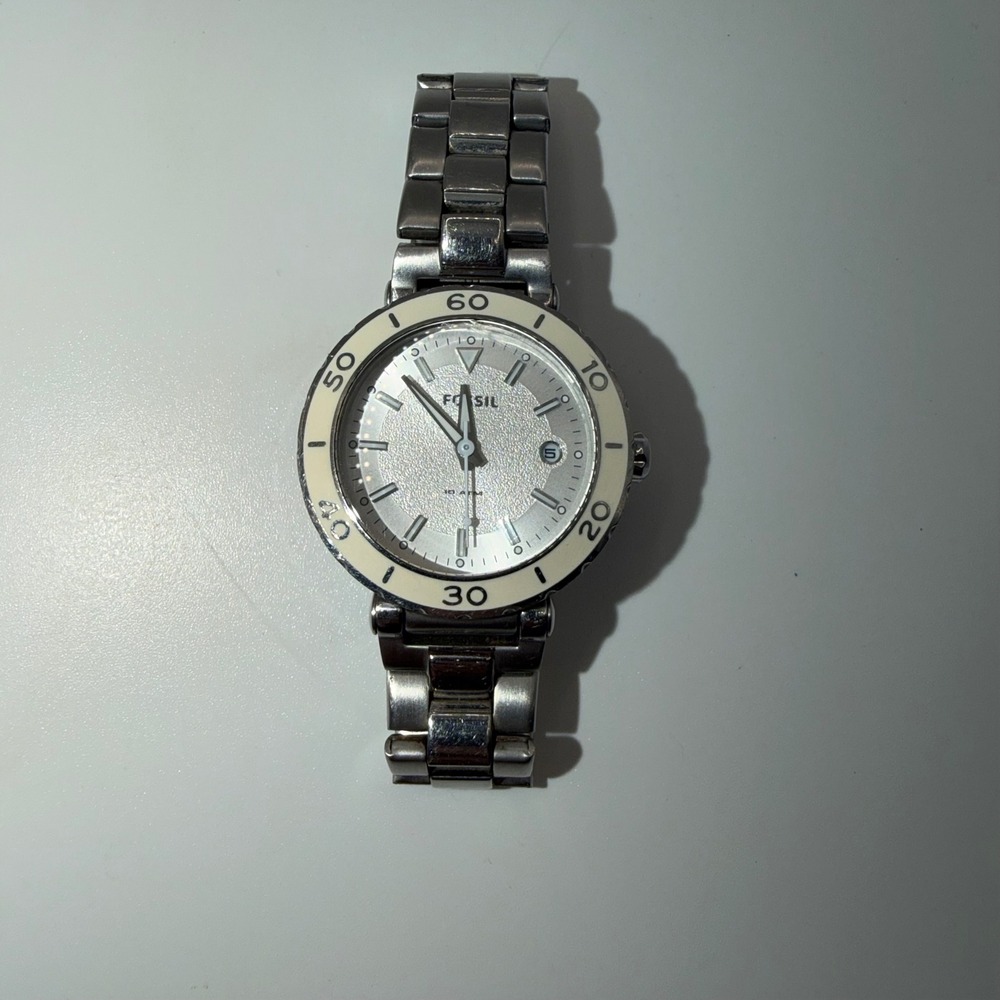 Fossil Wristwatch Women Silver Stainless Steel ES1006 Date Dial